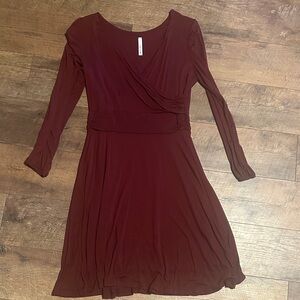 Gilli Maroon Long Sleeve Dress